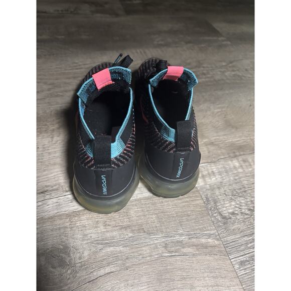 Wmns Air VaporMax Flyknit 3 ‘Black Hyper Pink Blue’ CZ7988-001 Size 8.5 - Picture 5 of 7
